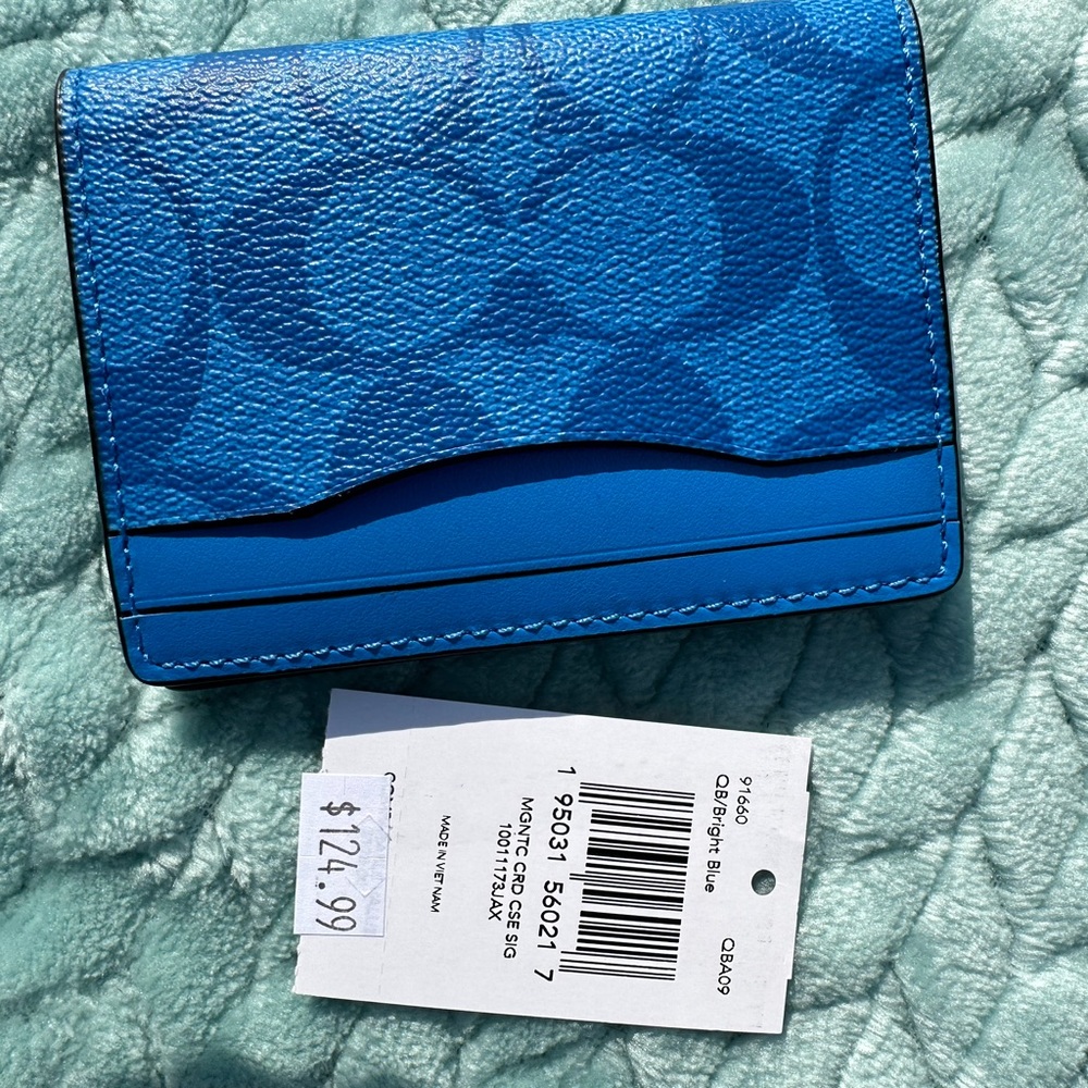 NWT Coach 91660 Magnetic Card Case in Signature Canvas Leather Bright Blue